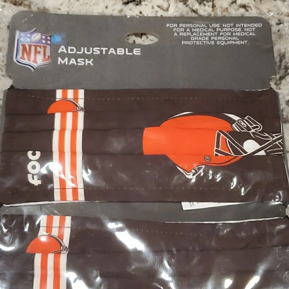 NFL Browns Face Mask 2 pack NWT